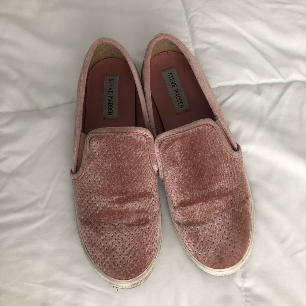 Steve Madden Pink Velvet Slip-Ons